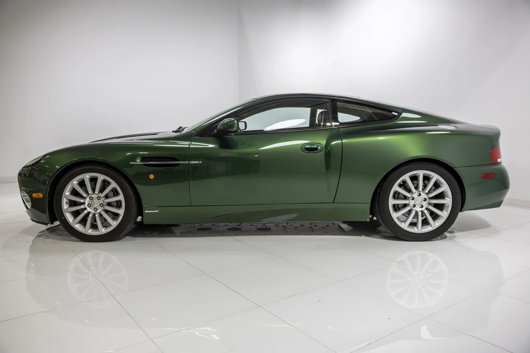 2002 Aston Martin Vanquish 1st Gen - Image 4 of 31
