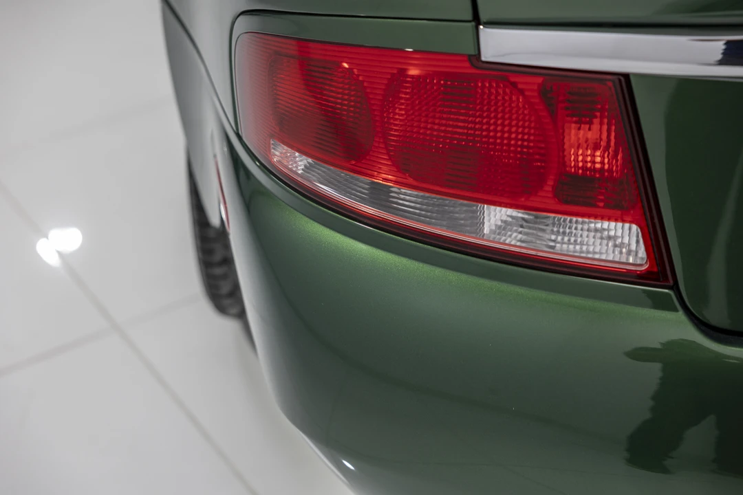 2002 Aston Martin Vanquish 1st Gen - Image 30 of 31