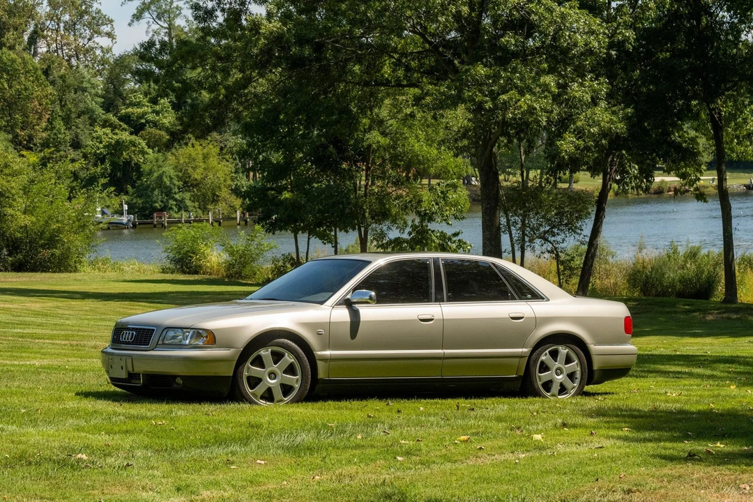 2002 Audi D2 S8 - Image 3 of 31