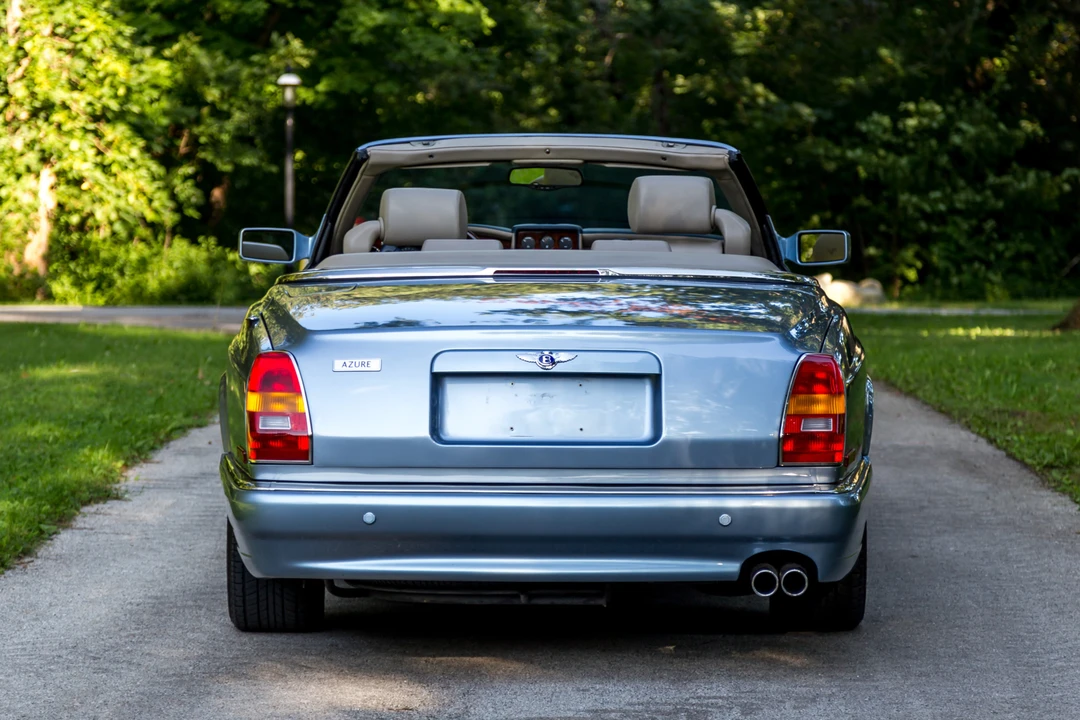 2002 Bentley Azure 1st Gen - Image 17 of 31