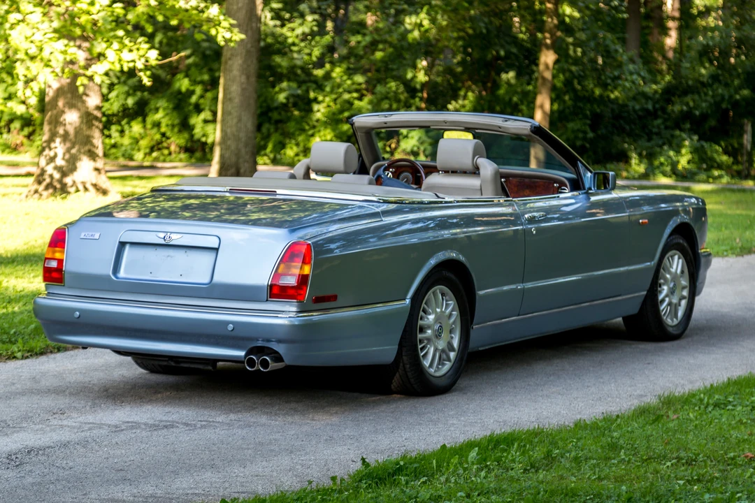 2002 Bentley Azure 1st Gen - Image 18 of 31