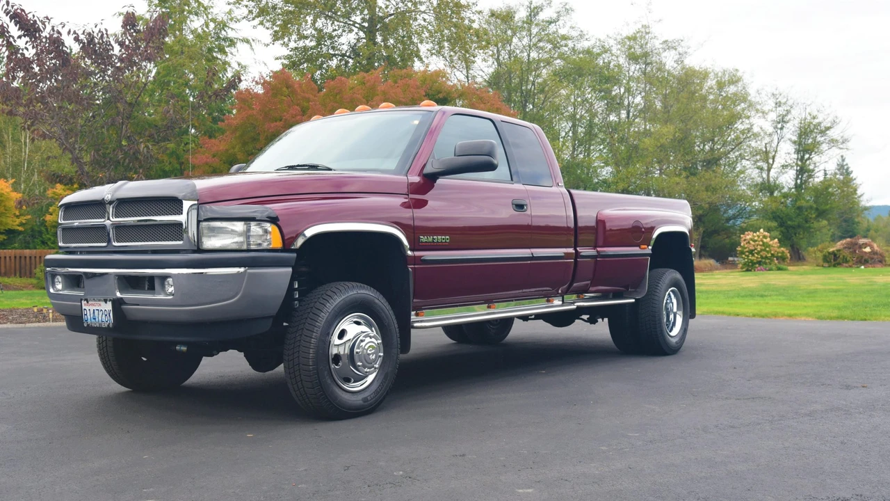 2002 Dodge Ram 3rd Gen - Image 2 of 31
