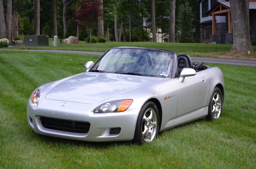 2002 Honda AP1 S2000 - Image 2 of 31