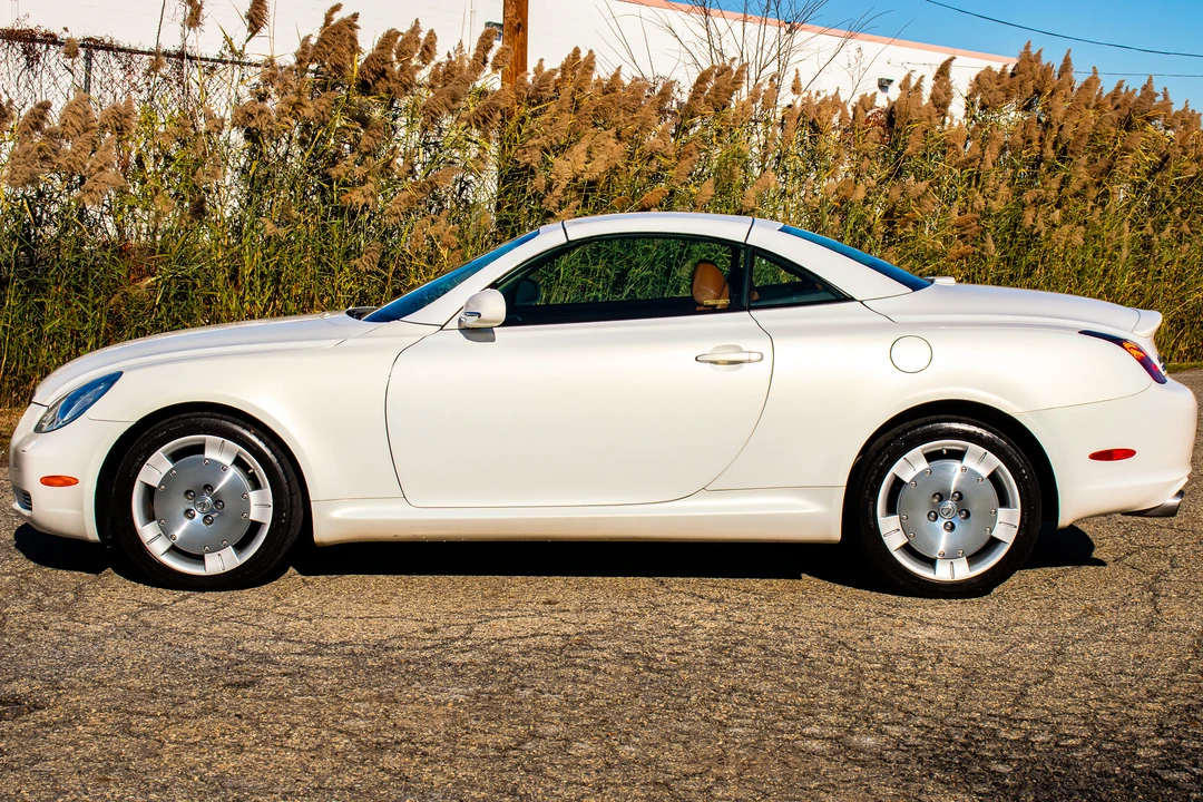 2002 Lexus SC430 - Image 4 of 31