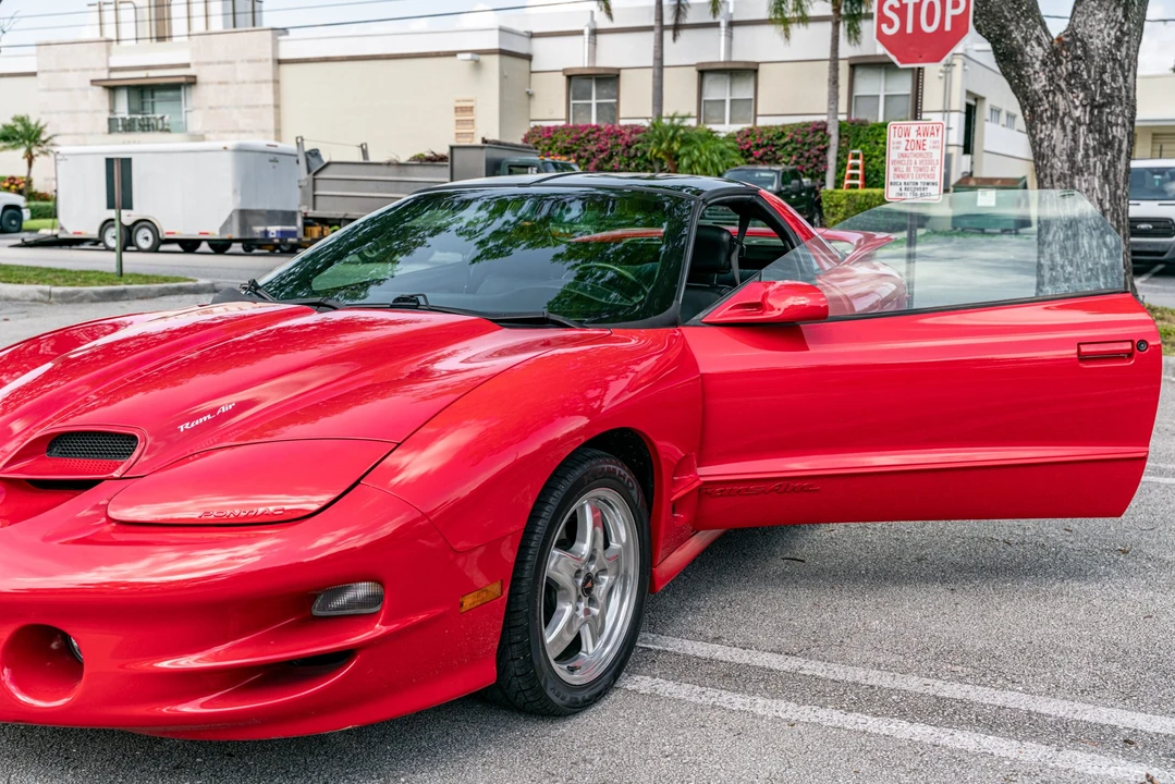 2002 Pontiac Firebird Trans Am 4th Gen - Image 10 of 31