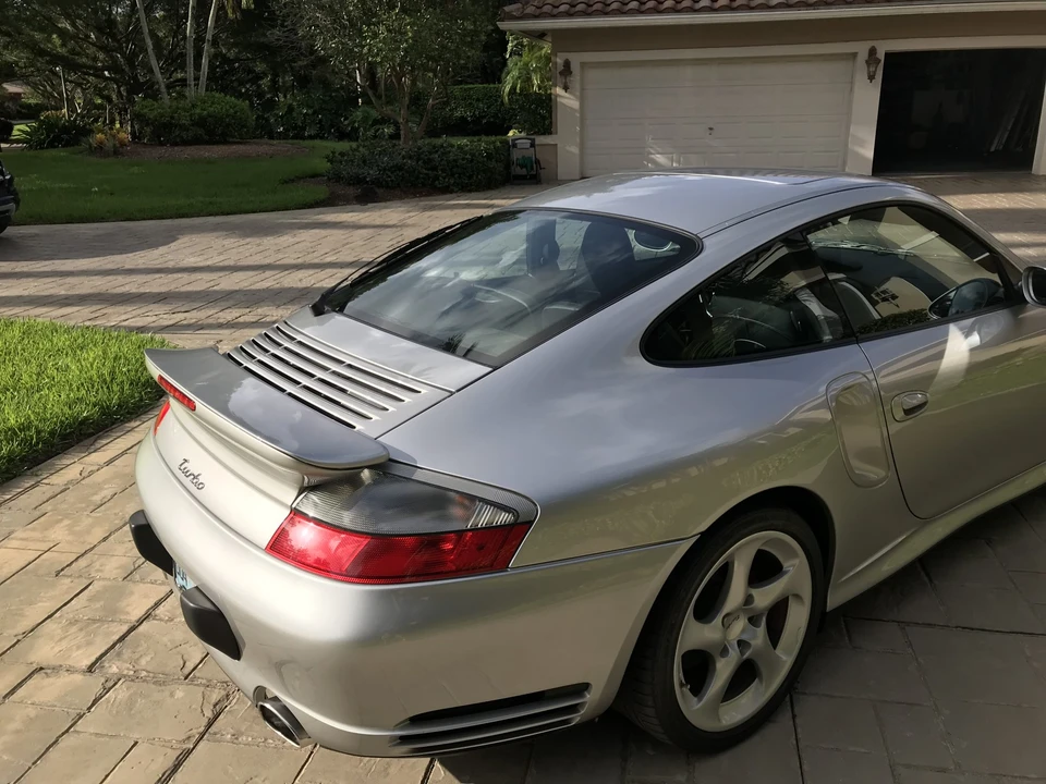 2002 Porsche 996 Turbo - Image 9 of 31