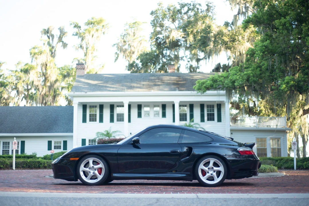 2002 Porsche 996 Turbo - Image 6 of 31