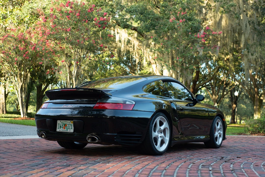 2002 Porsche 996 Turbo - Image 19 of 31