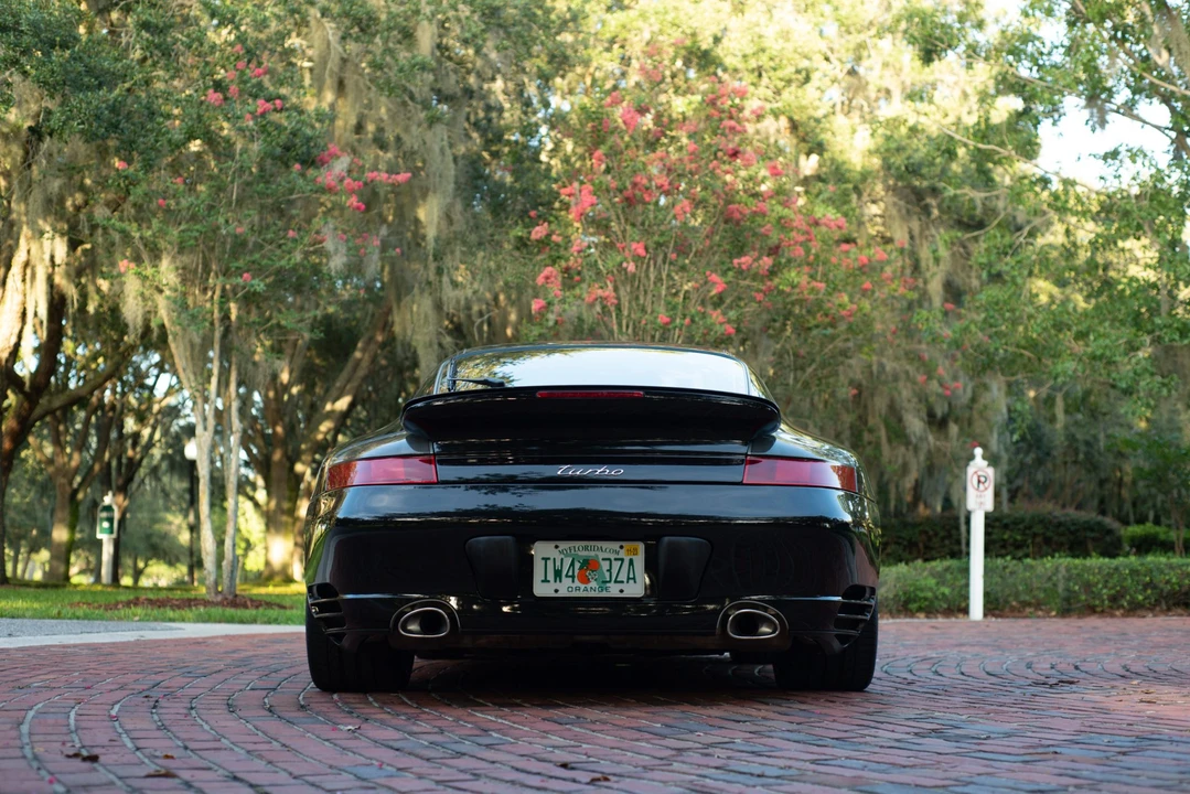 2002 Porsche 996 Turbo - Image 11 of 31