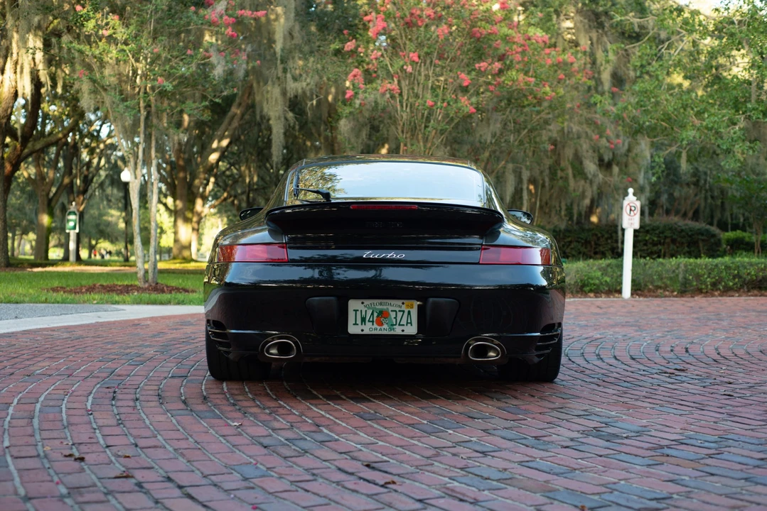 2002 Porsche 996 Turbo - Image 9 of 31