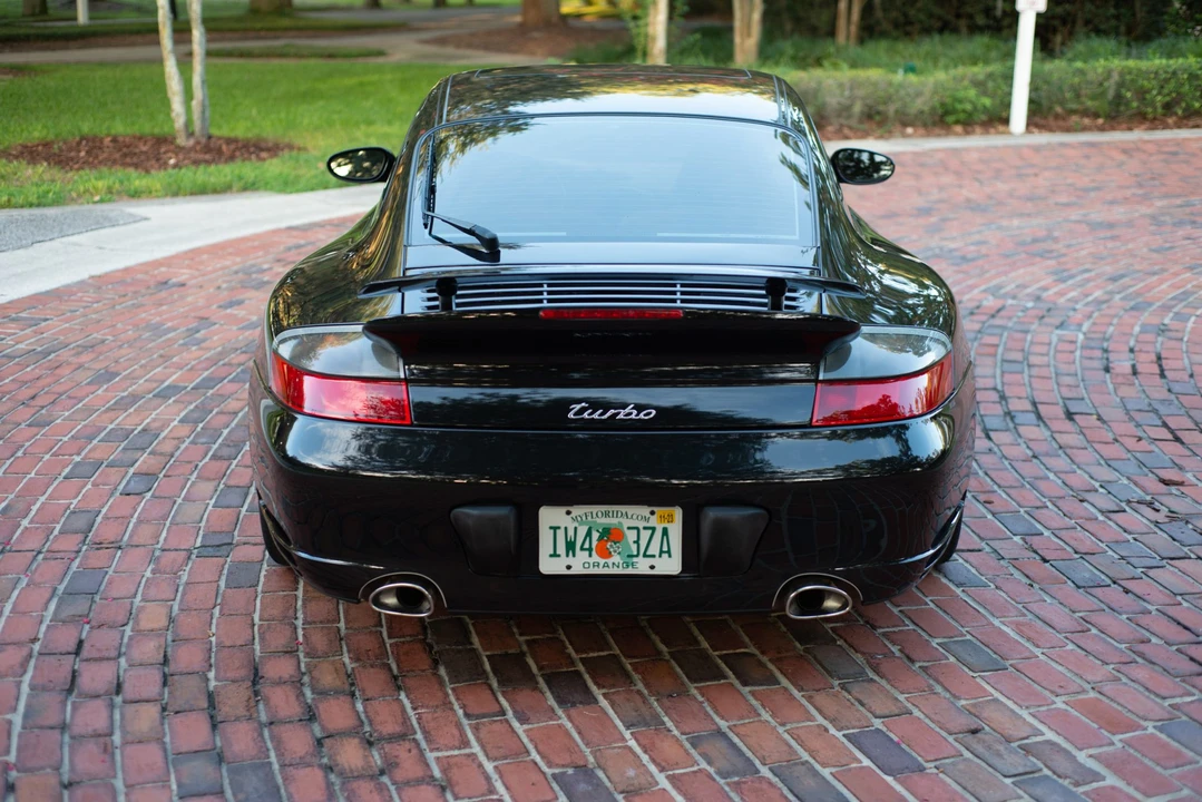 2002 Porsche 996 Turbo - Image 12 of 31