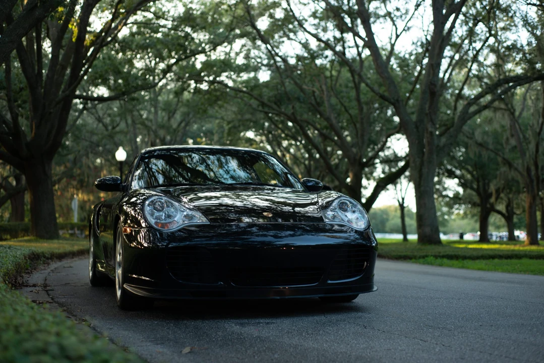 2002 Porsche 996 Turbo - Image 24 of 31