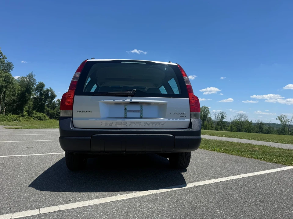 2002 Volvo V70 XC/XC70 2nd Gen - Image 28 of 31