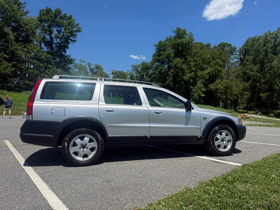 2002 Volvo V70 XC/XC70 2nd Gen - Image 18 of 31
