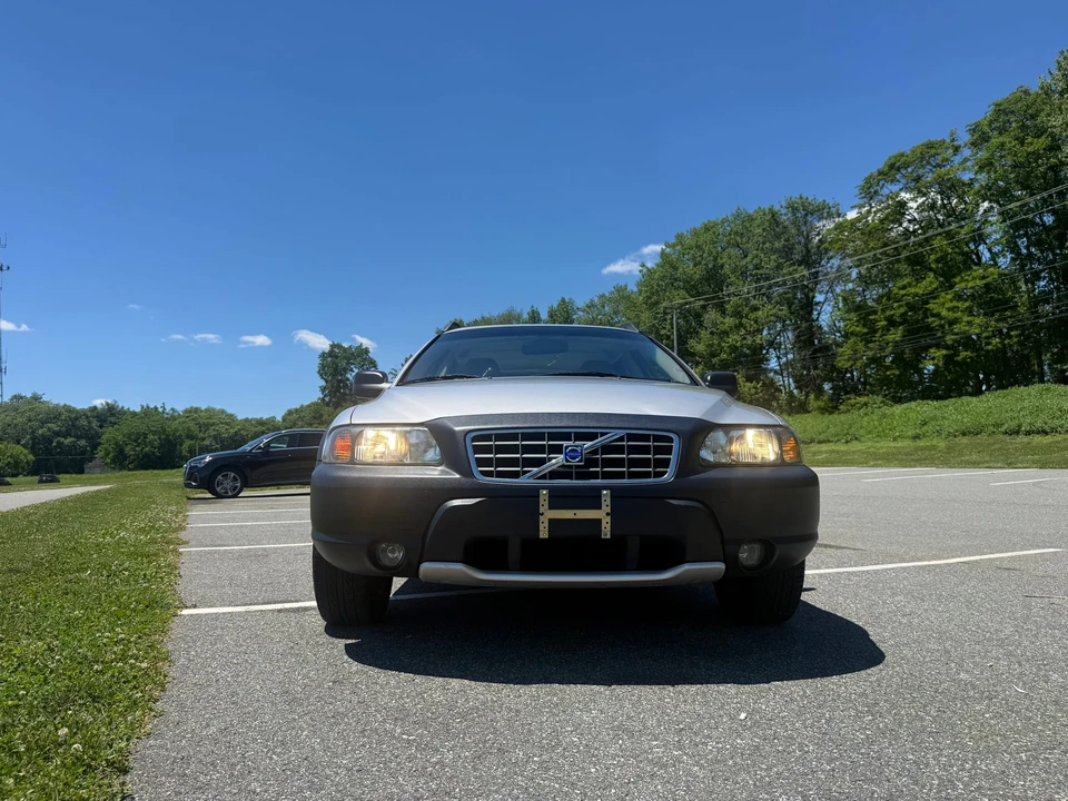 2002 Volvo V70 XC/XC70 2nd Gen - Image 10 of 31