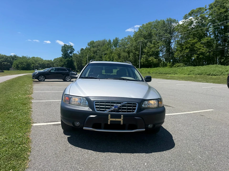 2002 Volvo V70 XC/XC70 2nd Gen - Image 8 of 31