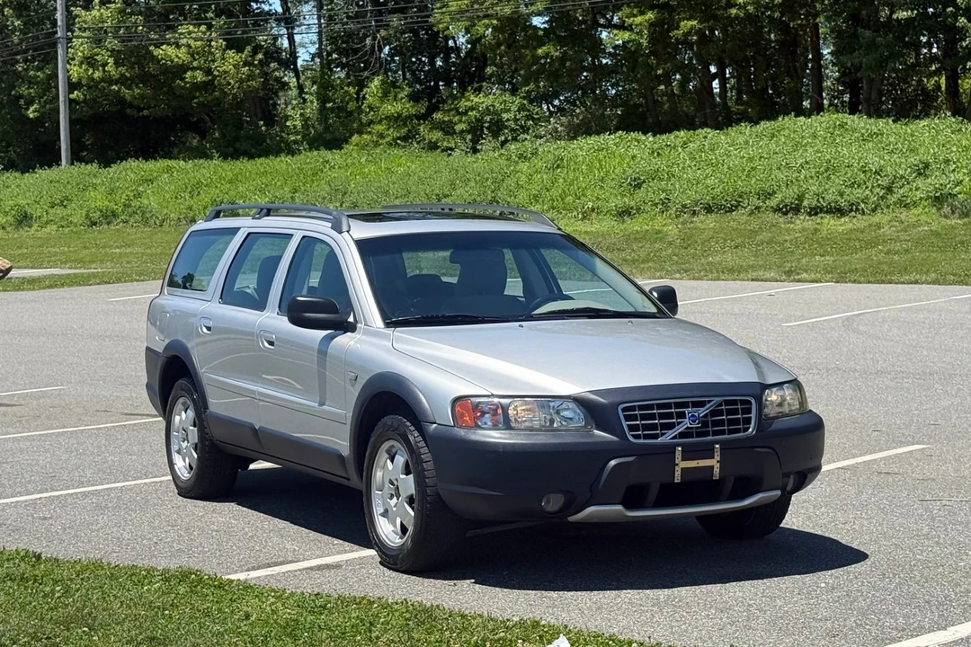 2002 Volvo V70 XC/XC70 2nd Gen - Image 12 of 31