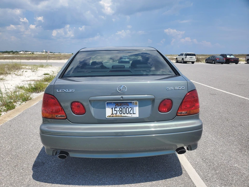 2003 Lexus GS 2nd Gen - Image 13 of 31