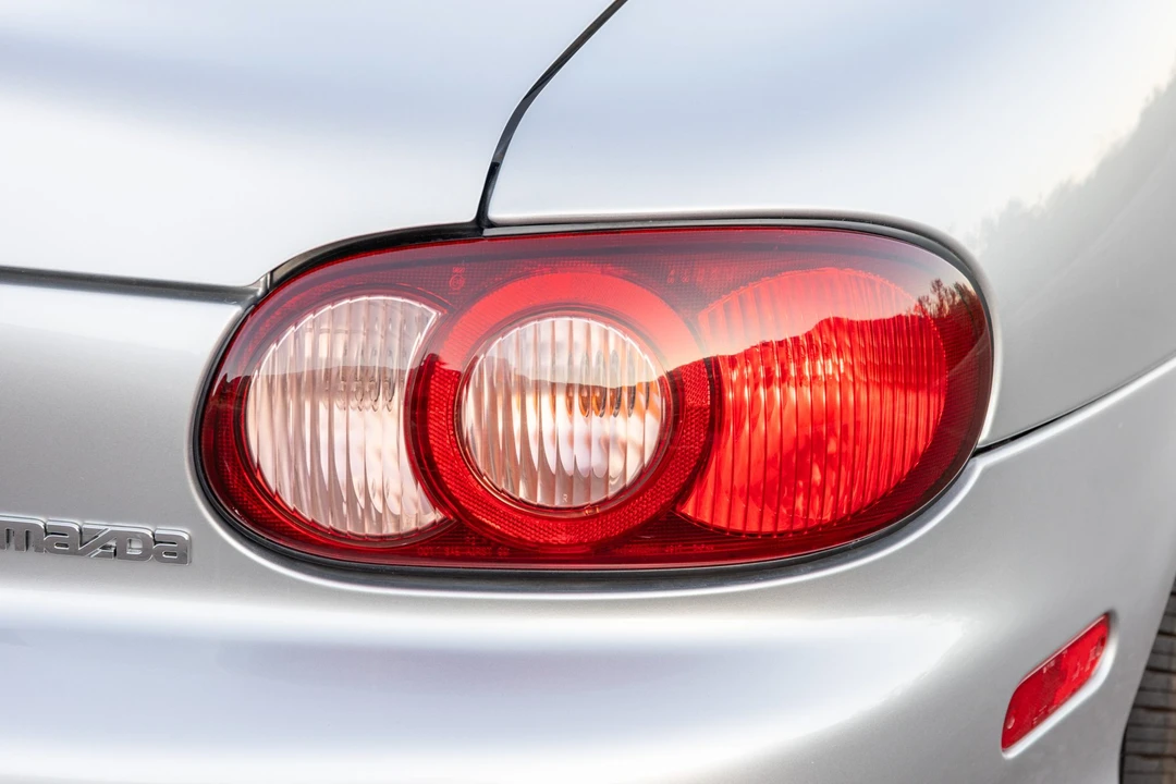 2003 Mazda NB MX-5 Miata - Image 29 of 31