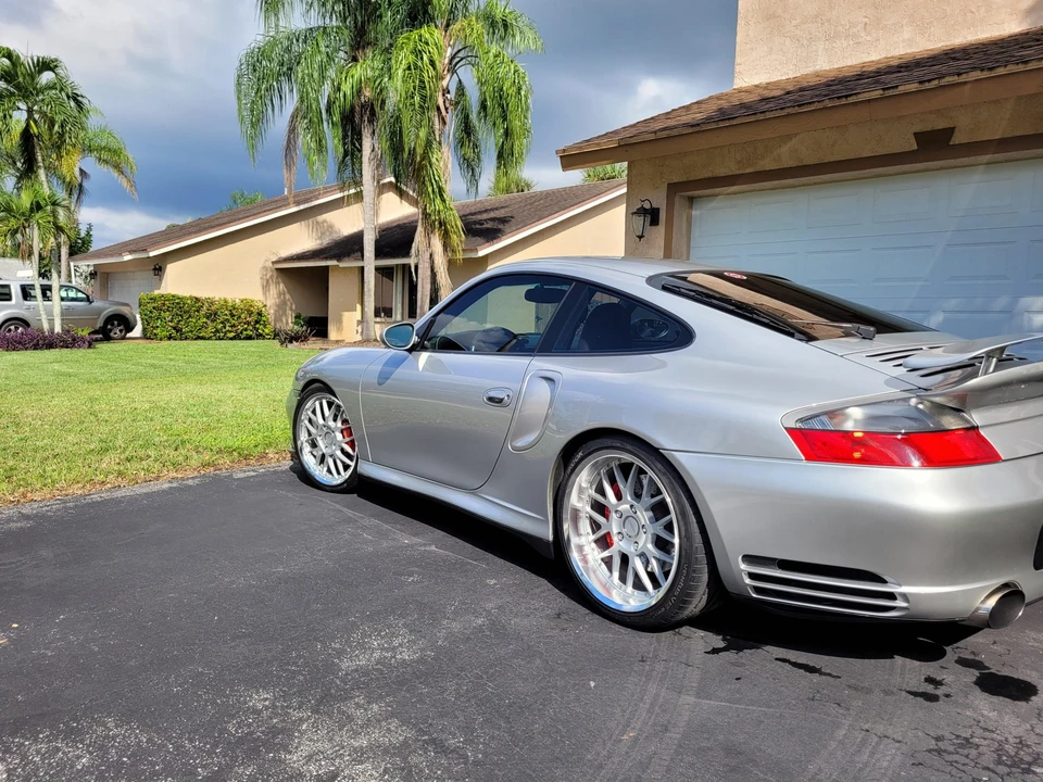 2003 Porsche 996 Turbo - Image 9 of 31