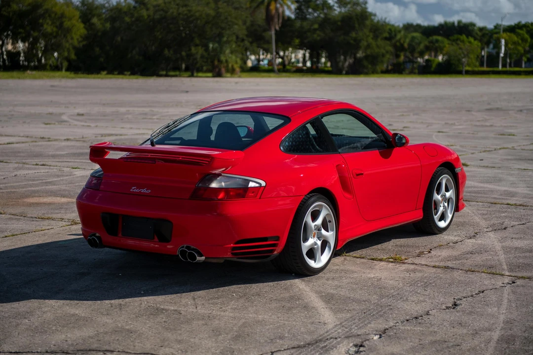 2003 Porsche 996 Turbo - Image 11 of 31