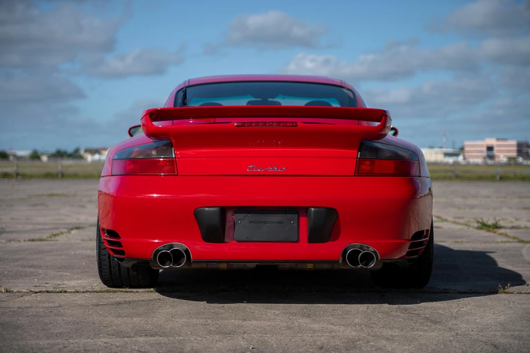2003 Porsche 996 Turbo - Image 10 of 31