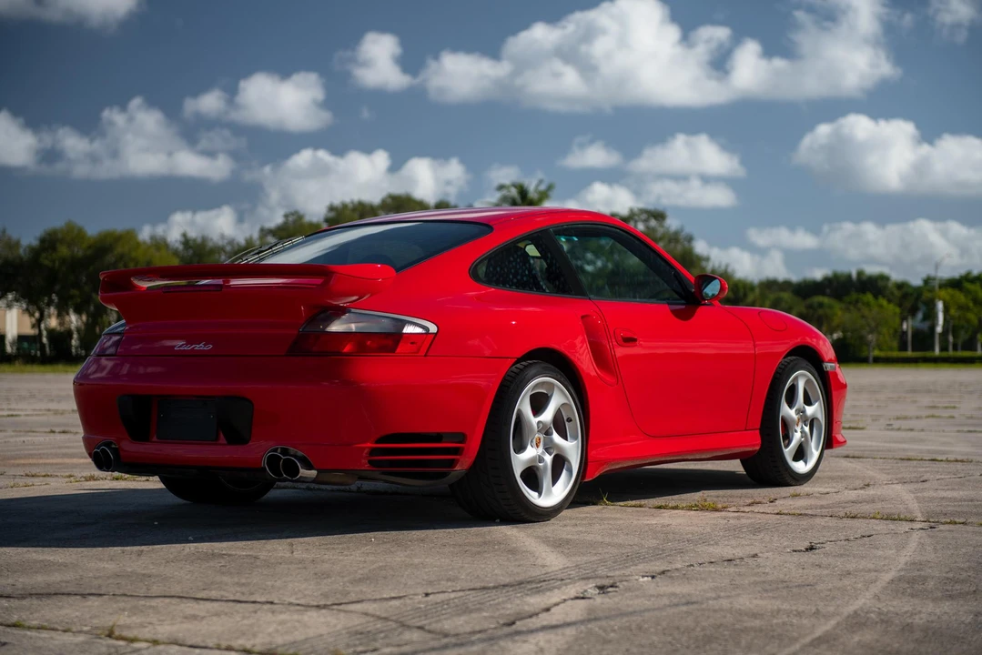 2003 Porsche 996 Turbo - Image 12 of 31