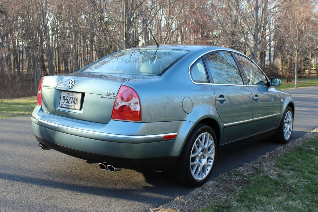 2003 Volkswagen Passat - Image 2 of 7