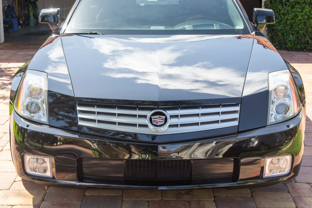 2004 Cadillac XLR - Image 18 of 31