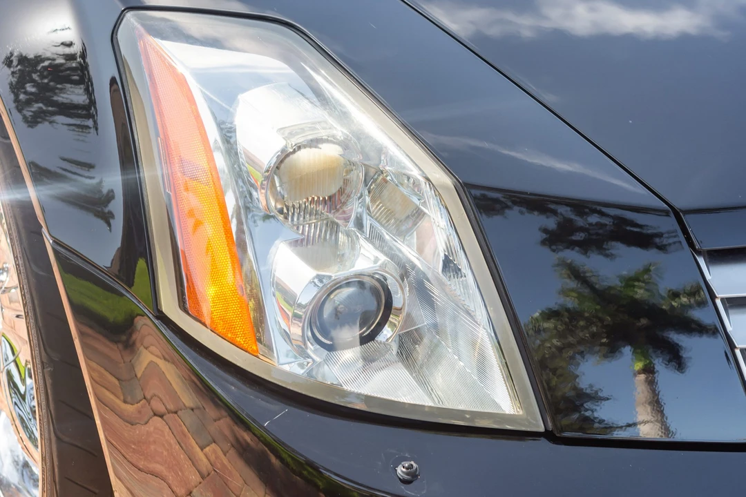 2004 Cadillac XLR - Image 26 of 31