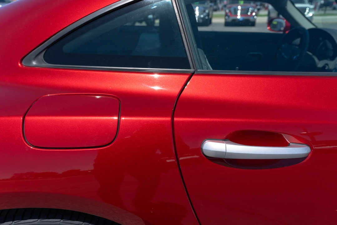 2004 Chrysler Crossfire - Image 27 of 31