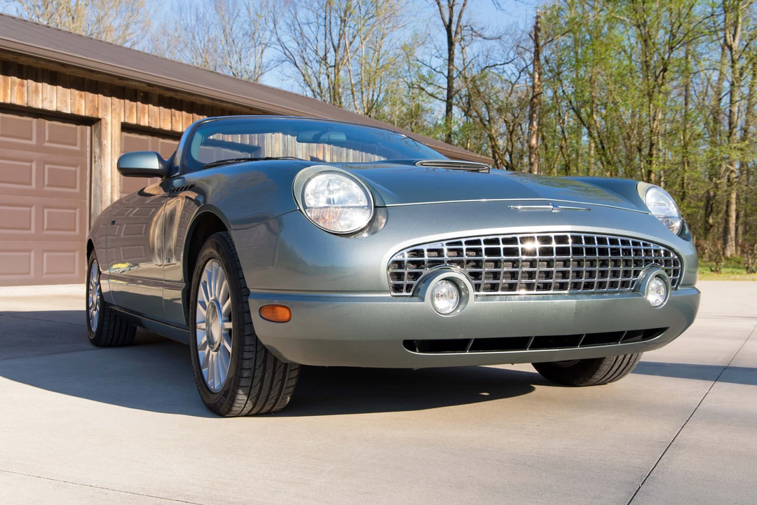 2004 Ford Thunderbird 11th Gen - Image 31 of 31