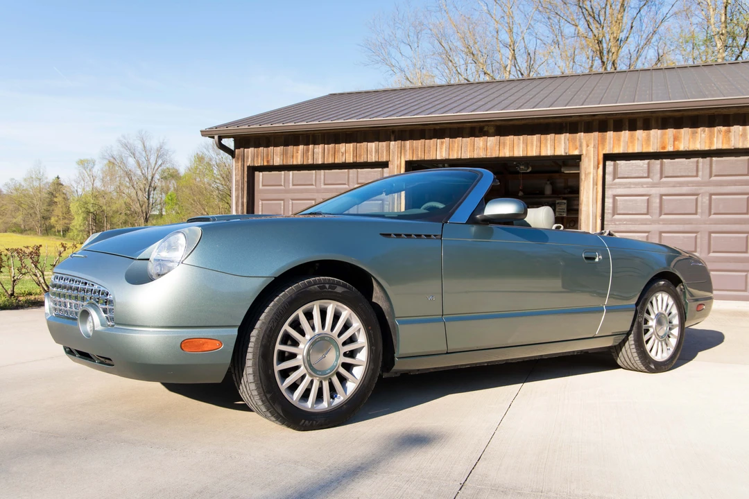 2004 Ford Thunderbird 11th Gen - Image 6 of 31