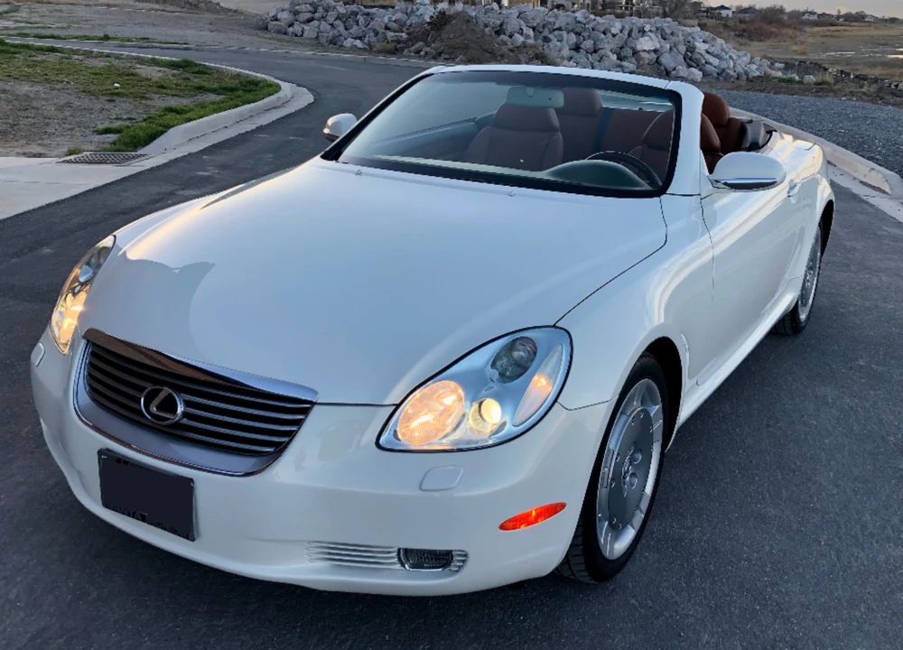 2004 Lexus SC430 - Image 2 of 31