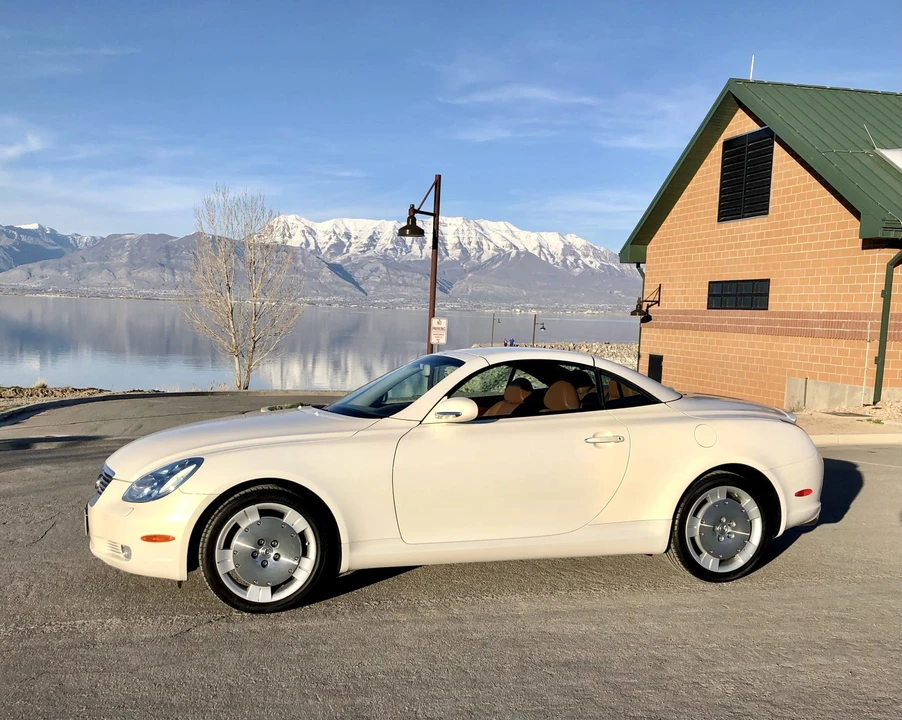 2004 Lexus SC430 - Image 3 of 31