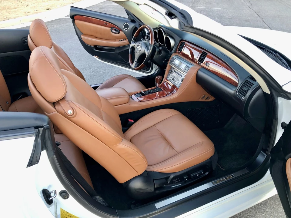 2004 Lexus SC430 - Image 29 of 31