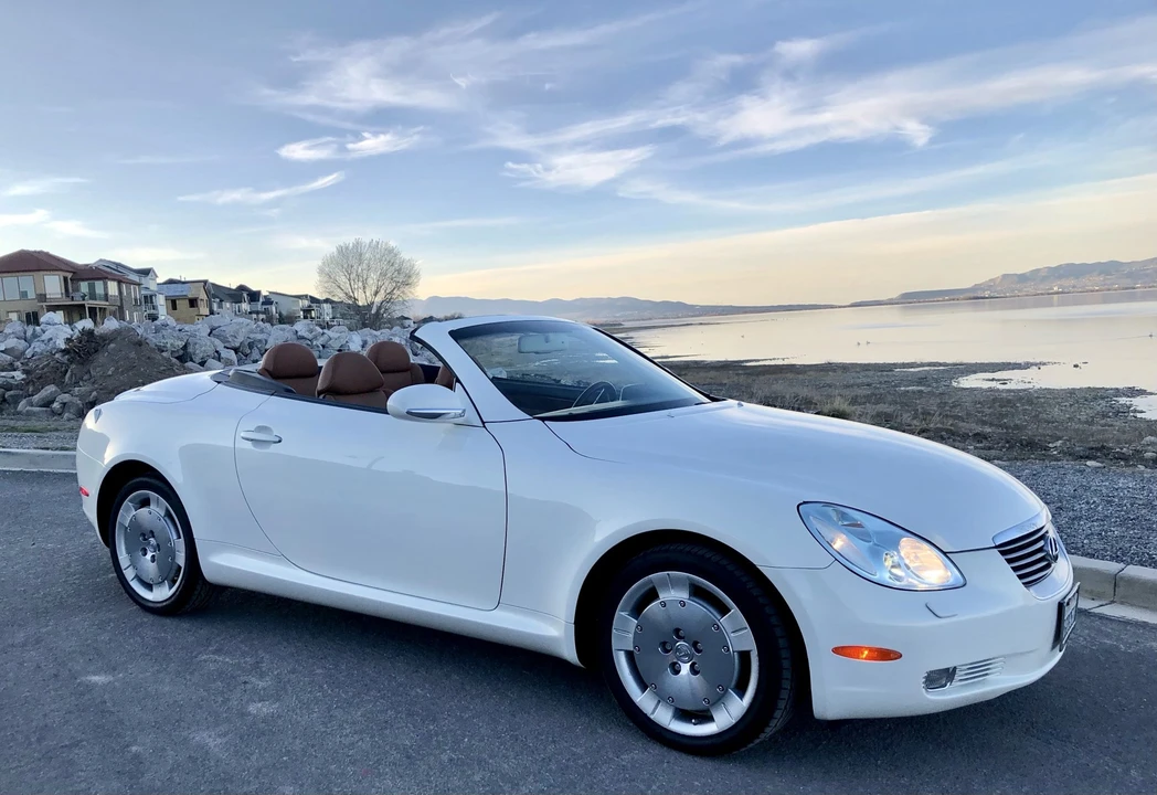 2004 Lexus SC430 - Image 11 of 31