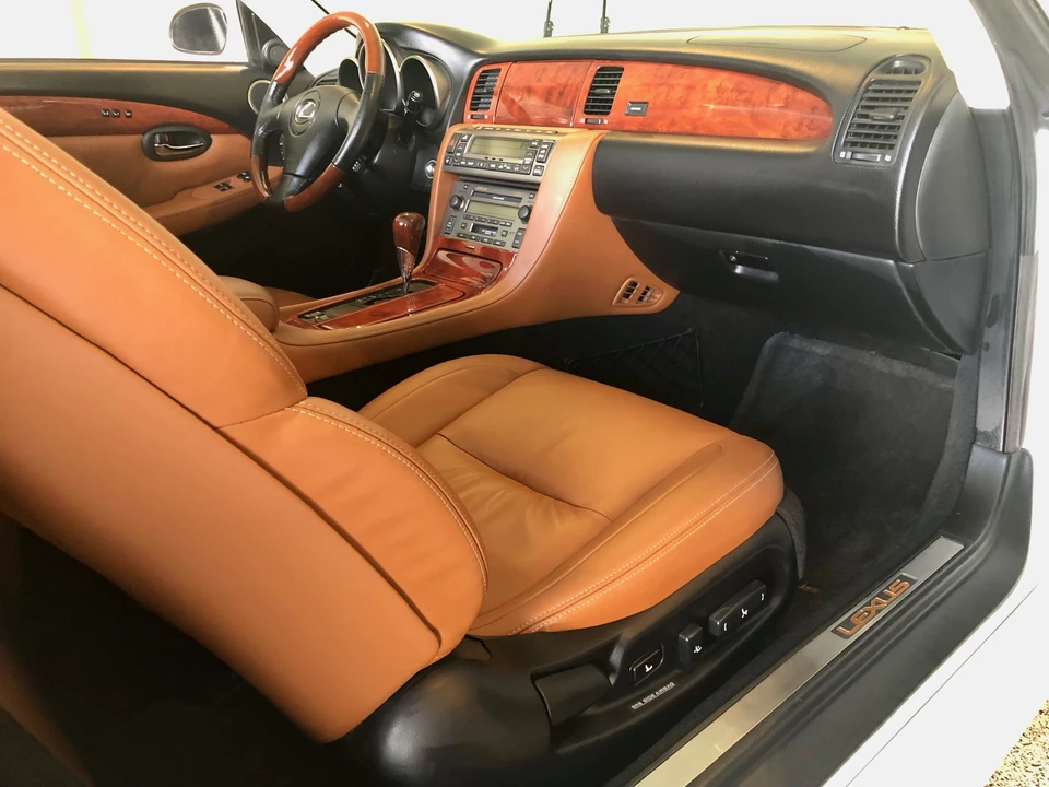 2004 Lexus SC430 - Image 30 of 31