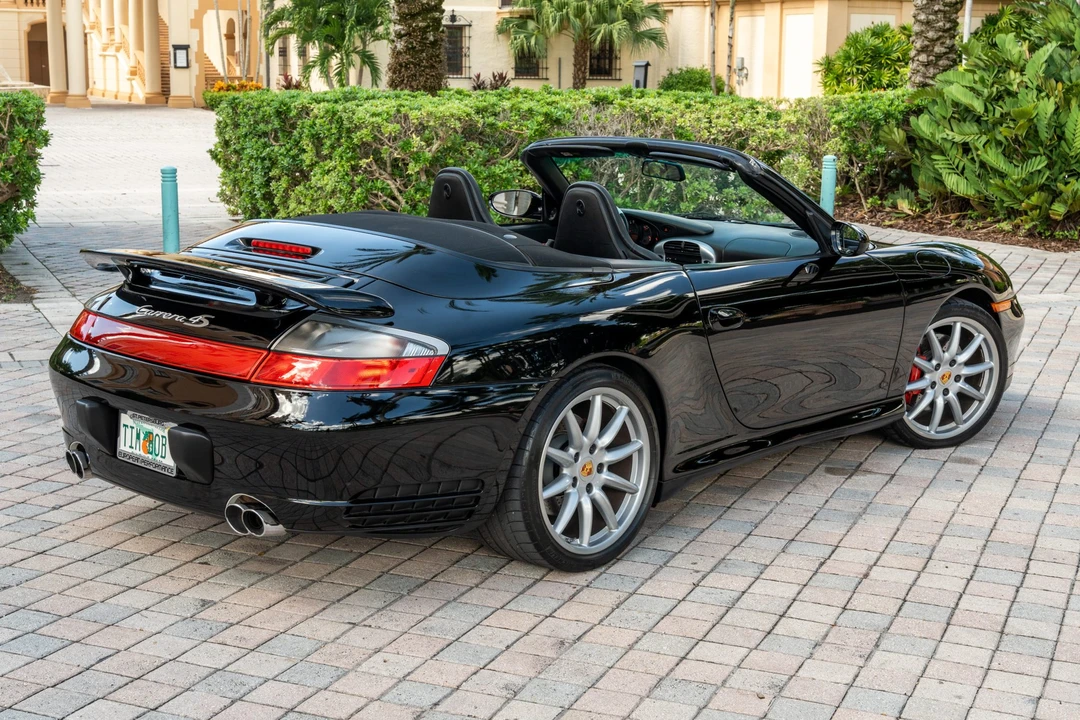 2004 Porsche 996 Carrera 4S - Image 9 of 31