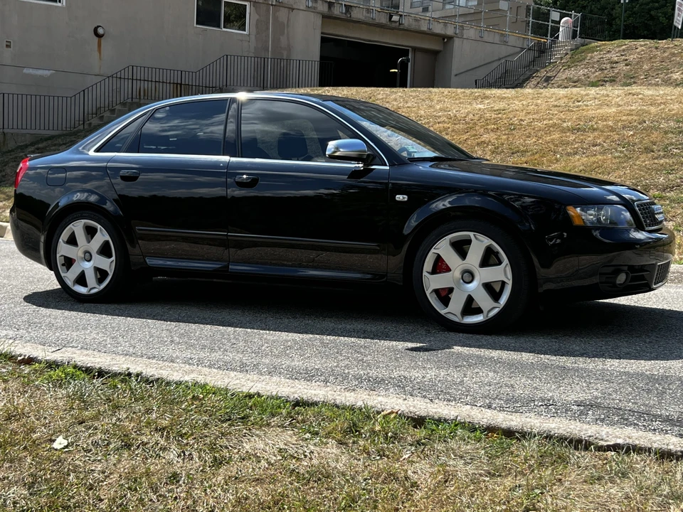 2005 Audi B6 S4 - Image 14 of 31