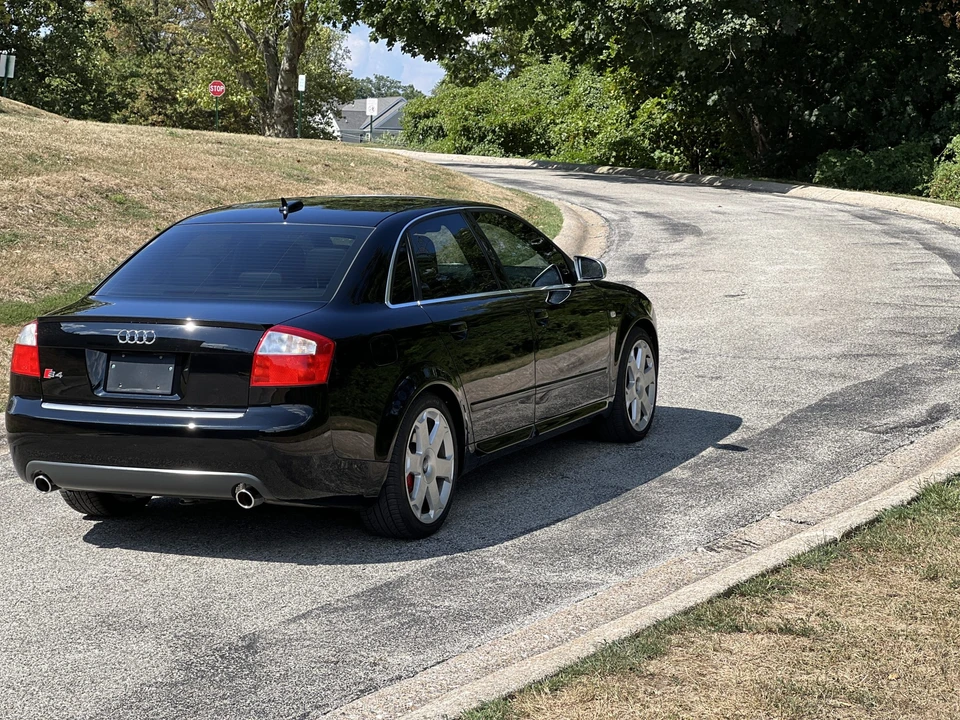 2005 Audi B6 S4 - Image 20 of 31