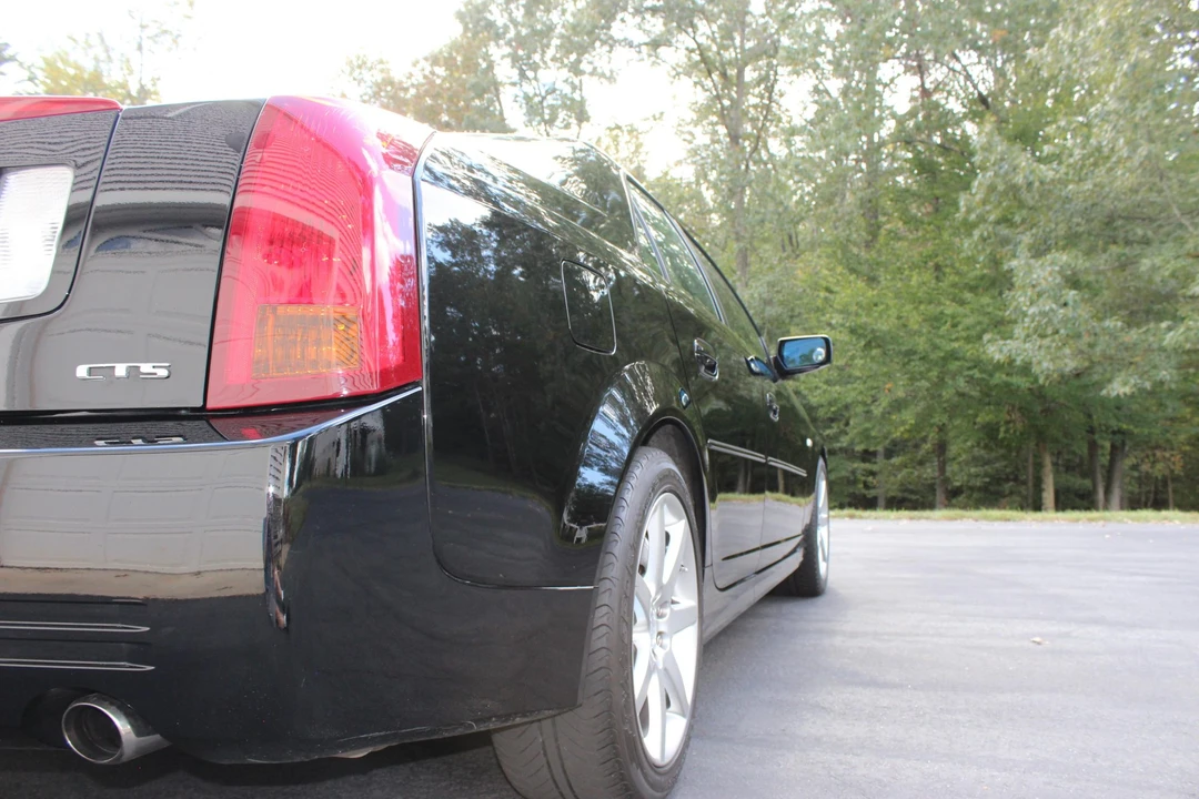 2005 Cadillac CTS-V 1st Gen - Image 17 of 31