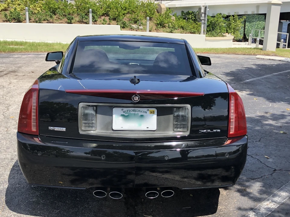 2005 Cadillac XLR - Image 19 of 31