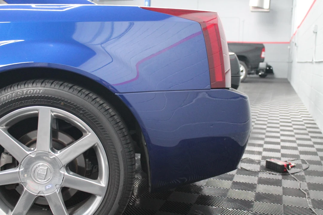 2005 Cadillac XLR - Image 27 of 31