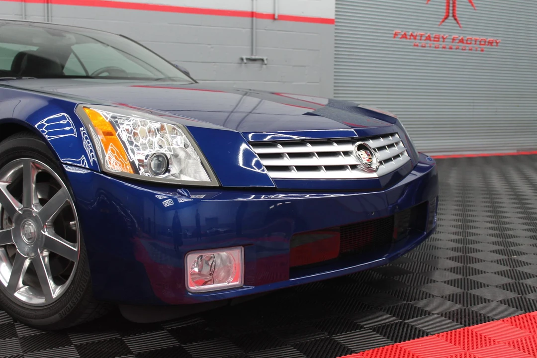 2005 Cadillac XLR - Image 15 of 31