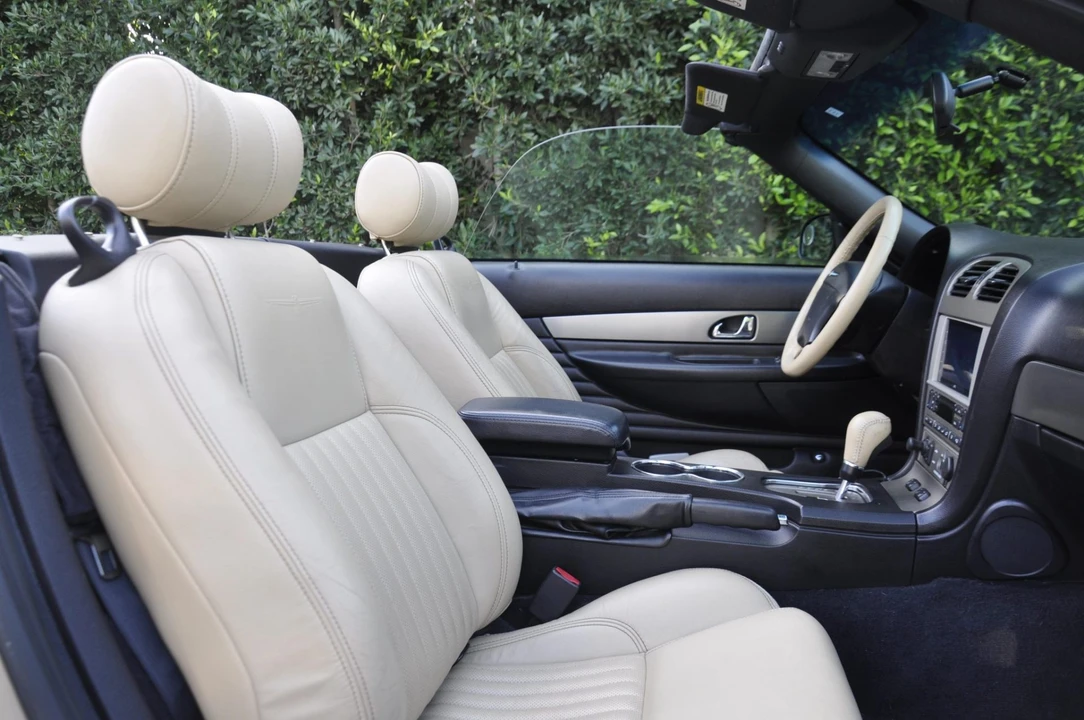 2005 Ford Thunderbird 11th Gen - Image 4 of 7