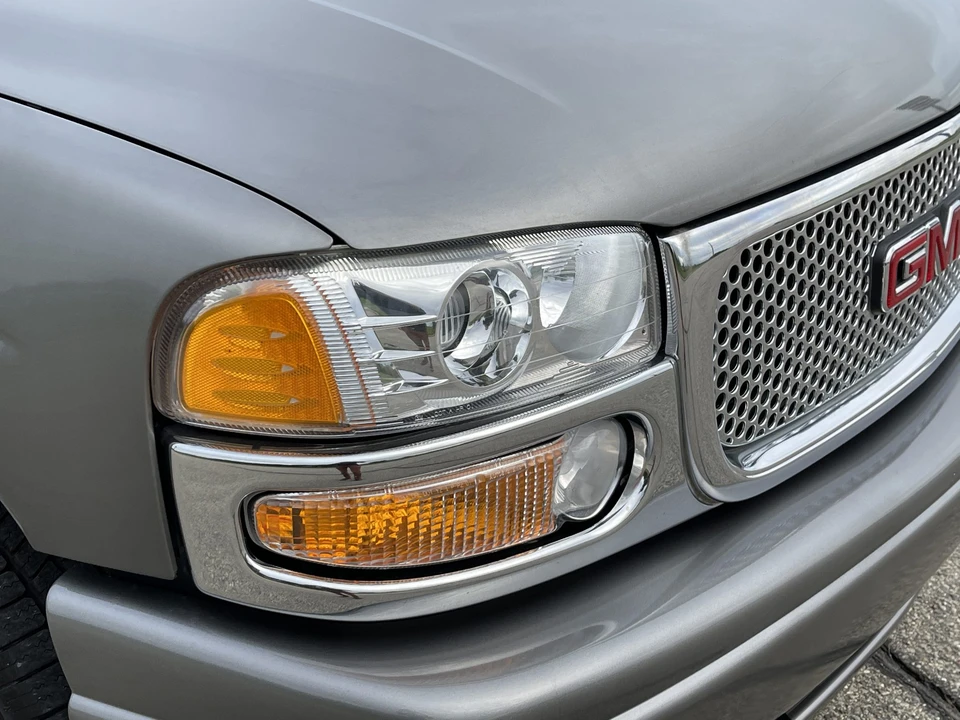 2005 GMC Yukon 2nd Gen - Image 22 of 31