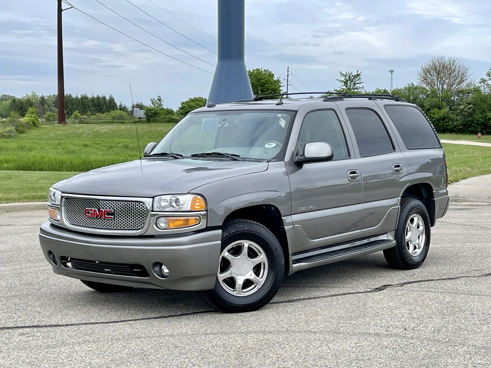 2005 GMC Yukon 2nd Gen - Image 8 of 31