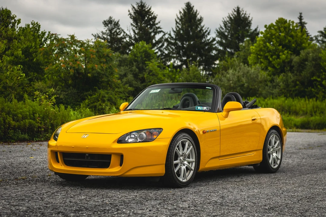 2005 Honda AP2 S2000 - Image 2 of 31