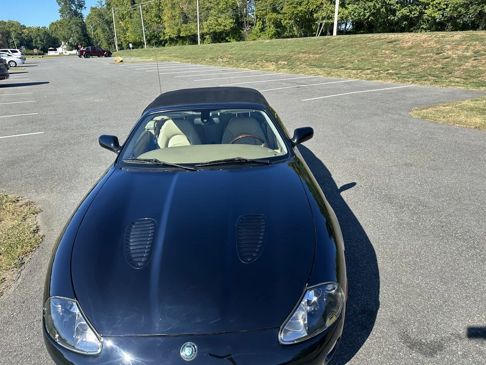 2005 Jaguar X100 XKR - Image 2 of 31